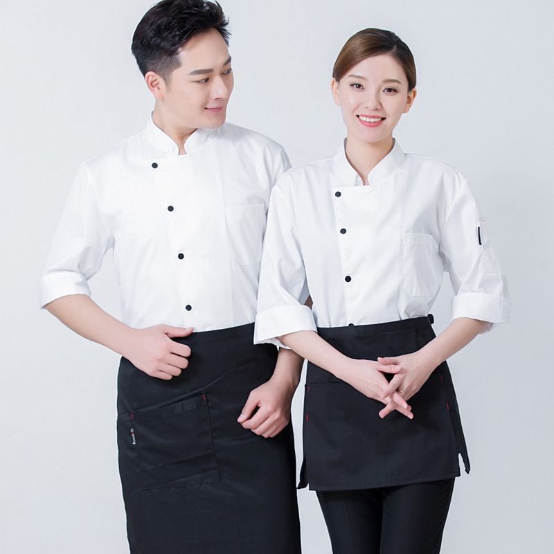 Áo bếp trắng nút đen phối tạp dề đen cho nhà hàng bếp mở Hải Châu