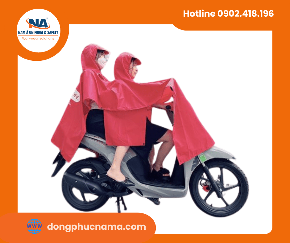 Áo mưa che hết toàn thân và cả xe